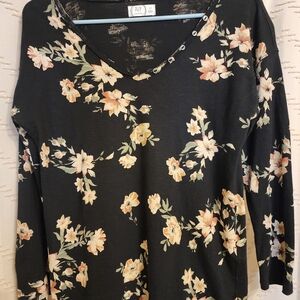 Maurices Black Floral Long Sleeve Top